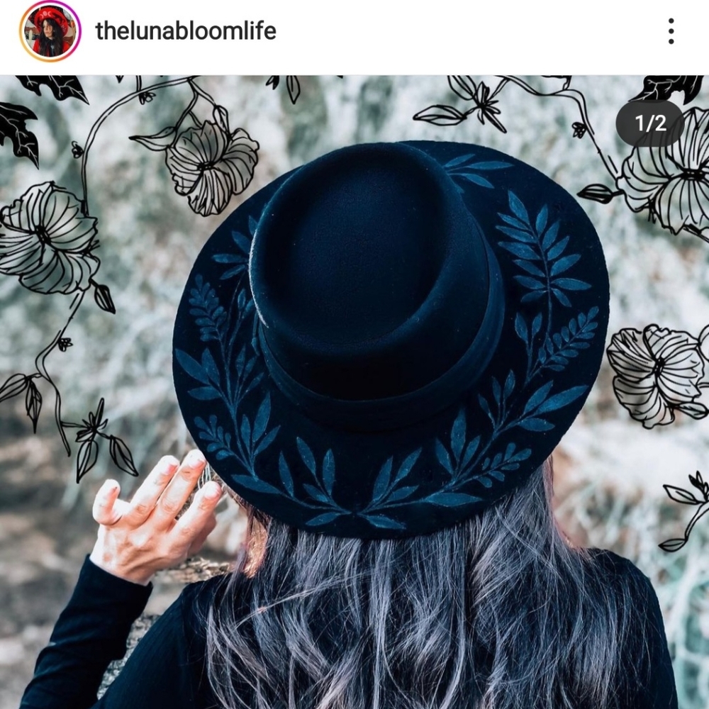 Luna Bloom Life Hat